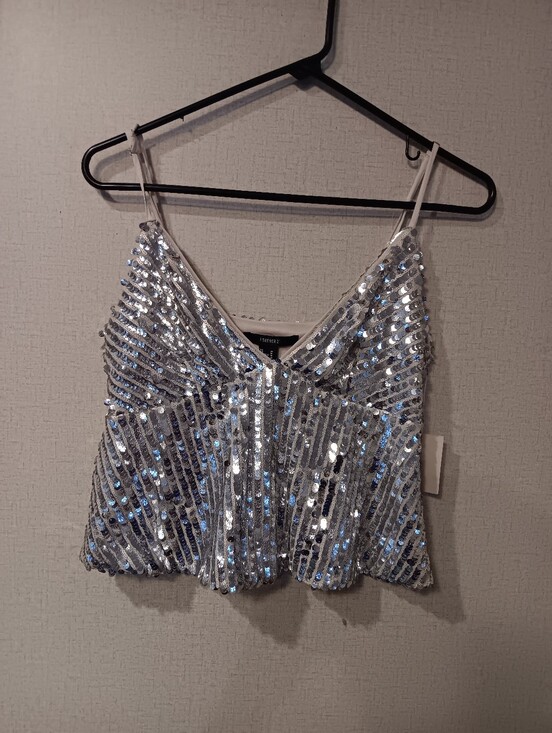 Forever 21 Tops - Forever 21 Silver Sequin V-Neck Cami Y2k
